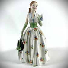 Royal Doulton 'Carolyn' HN 2974 Bone China Figurine, Seated Lady in Green Dress — listing 4