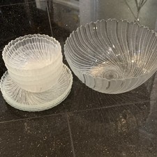 Vintage Pressed Glass Petal/Swirl Serving Plate or Shallow Bowl — listing 3