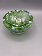 Green Beaded Lace Pattern Glass Serving Bowl with Scalloped Rim — listing 2
