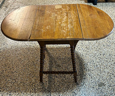 Antique American Sheraton Drop-Leaf Table with Turned Legs — listing 2