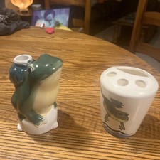 Frog & Dragonfly Lily Pad 3-Piece Resin Bathroom Accessory Set (Soap Dispenser, Tumbler, Soap Dish) — listing 5