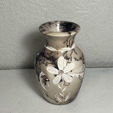 Navajo Etched Southwestern Pottery Pair - Seed Pot & Bud Vase with Desert Scene — listing 2