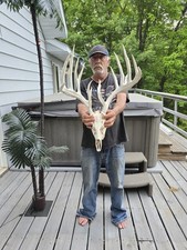 Whitetail Deer Antler Mount with Palmated Drop Tine Rack — listing 2