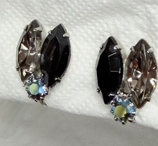 Vintage Rhinestone Floral Spray Clip-On Earrings — listing 6
