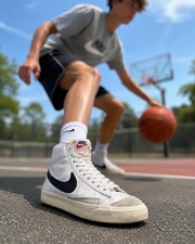 Nike Blazer Mid '77 Vintage White/Black High-Top Sneakers