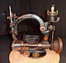 Antique Willcox & Gibbs Chainstitch Sewing Machine, Curved Arm Cast Iron, listing 5