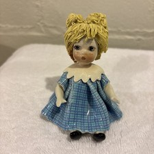 Zampiva Porcelain Figurine of Girl Holding Puppy in Green Clover Dress — listing 3