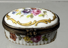 Hand-Painted Porcelain Cabinet Plate with Bleu Céleste Ground, Floral Reserves and Gilt Decoration, Crossed-Swords Mark — listing 4