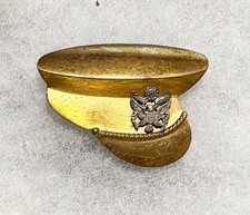 WWI/WWII US Army Infantry Officer's Cap Figural Locket Trinket Box with Crossed Rifles and Eagle Insignia — listing 5