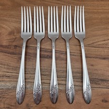 Mixed Lot of Vintage Silverplate Dinner Forks (5+ pieces, assorted patterns) — listing 2