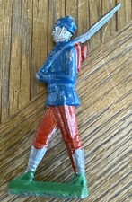 Antique Lead Flat Toy Soldiers, WWI North Africa Colonial Set — 19 Khaki Infantry & 7 African Warriors (1 inch tall) — listing 4