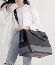 Béis The Mini Weekender Bag in Beige — listing 5