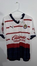 Puma Chivas de Guadalajara Away Soccer Jersey with Caliente Sponsor — listing 4