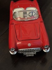 1957 Chevrolet Corvette Fuel Injection Convertible 1:18 Scale Diecast Model Burago — listing 6
