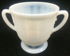 MacBeth-Evans American Sweetheart Monax Footed Open Sugar Bowl — listing 5