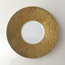 White Porcelain Dinner & Salad Plates with Gold Scalloped Rims (Bundled Set) — listing 2