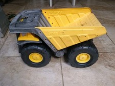 Tonka Heavy Duty Dump Truck, White Cab with Blue Tilting Bed (Metro Utility Services) — listing 4