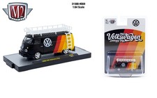 M2 Machines Auto-Thentics 1960 VW Delivery Van EMPI Equipped 1:64 Diecast — listing 2