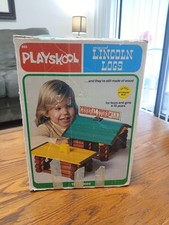 Vintage Playskool Lincoln Logs Set with General Store Building — listing 4