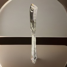 Pair of Ornate Silverplate Master Butter Knives / Flat Butter Spreaders