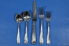 Reed & Barton Silverplate Flatware Set in Wood Storage Chest Stainless steel — listing 5