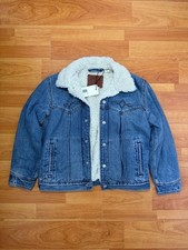 Levi's Sherpa-Lined Denim Trucker Jacket, Light Wash — listing 6