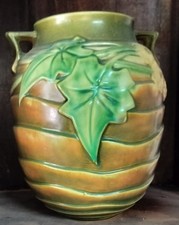 Roseville Pottery Luffa Vase 689-8 in Green, Two-Handled Art Pottery Vase — listing 6