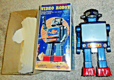 Vintage Battery Operated Video Robot with Original Box, Horikawa (S.H. Mark), Made in Japan — listing 3