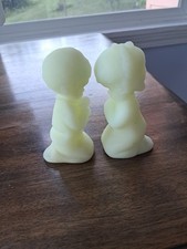 Fenton Praying Boy and Girl Figurine Pair, Custard/Uranium Glass, 4 inches — listing 2