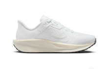 Nike Women's White/Pink Running Shoes (Reax/Dart Series) — listing 3