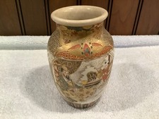 Japanese Satsuma-Style Hand-Painted Crane Motif Teacup with Crackle Glaze