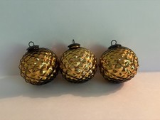 Amber Ribbed Glass Kugel-Style Onion/Spinning-Top Ornament with Embossed Metal Cap — listing 3