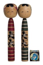Pair of Vintage Japanese Creative Kokeshi Dolls with Natural Bark Bases — listing 5