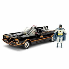Jada Toys Metals Die Cast Classic TV Series Batmobile & Batman 1:24 Scale