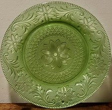 Indiana Glass Tiara Chantilly Green Sandwich Pattern Dinner Plate 10¼" — listing 3