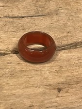 Vintage Middle Eastern Style Ring with Large Carnelian/Agate Stone and Engraved Shoulders No visible marks / unmarked — listing 3