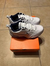Nike Air Monarch IV Men's Training Sneakers, White/Metallic Silver-Midnight Navy — listing 2