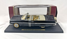 1959 Chevrolet Impala Convertible 1:18 Scale Diecast Model Car — listing 6