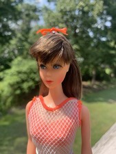 Lot of Vintage 1970s Barbie Dolls, Skipper, Outfits & Accessories with Doll Cases — listing 3