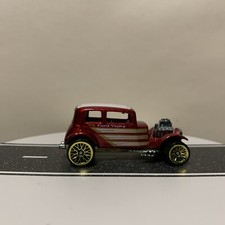 Hot Wheels Vintage Hot Rods Christmas 2000 Set of 3 - Ford Vicky, Purple Passion, Sweet 16