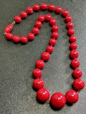 Vintage Cream Lucite Graduated Bead Necklace with Gold-Tone Spacers — listing 6