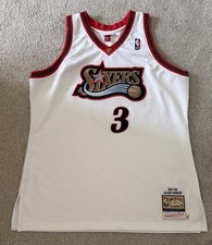 Mitchell & Ness Allen Iverson Philadelphia 76ers 2000-01 Hardwood Classics Swingman Jersey #3 (Black Alternate) — listing 3
