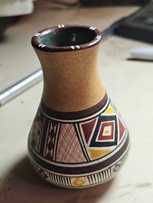 Peruvian Chulucanas-Style Hand-Painted Pottery Bottle Vase with Tall Neck — listing 4