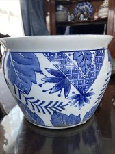 Chinese Export-Style Crackle Glaze Porcelain Rectangular Planter with Palm Tree Motif and Bronze Elephant Feet — listing 4