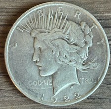 1922 Peace Silver Dollar (90% Silver, No Mint Mark - Philadelphia)