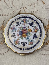 Vintage Stratton Powder Compact with Pink Rose Chintz Floral Design — listing 4
