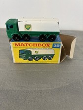 Matchbox Lesney No. 25 BP Petrol Tanker (Ergomatic Cab, Green/White) — listing 5
