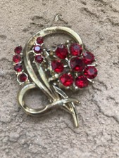 Coro Vintage Rhinestone Swirl Domed Brooch