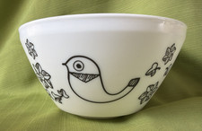 Vintage Charm 'Rise N' Shine' Turquoise Butterprint 10-Cup Mixing Bowl (Pyrex-Inspired Reproduction)