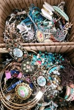 Vintage Velvet-Lined Jewelry Box with Assorted Costume Jewelry Lot — listing 2